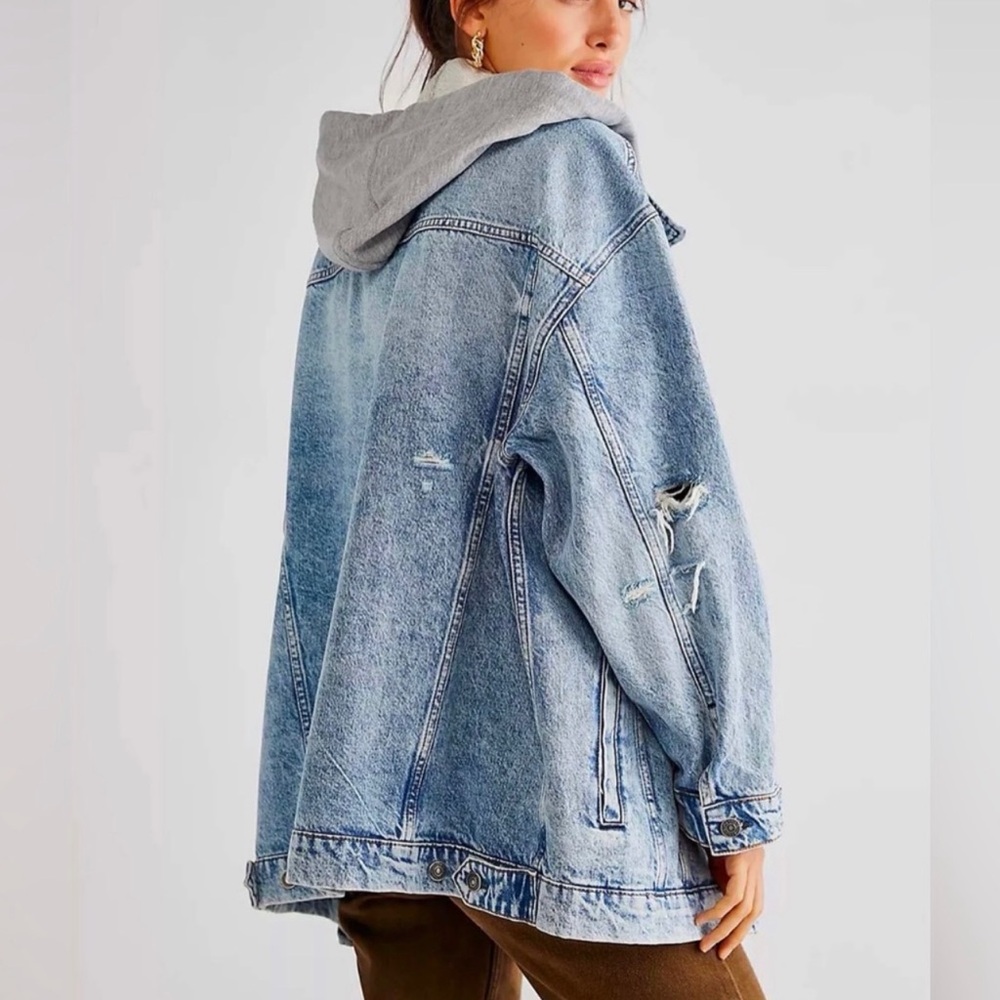 We The Free People Light Blue Denim Distressed Oversized Jacket Gray Hood Size M - Picture 2 of 11